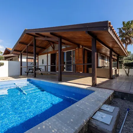 شاليه Tropical 2 By Interhome *