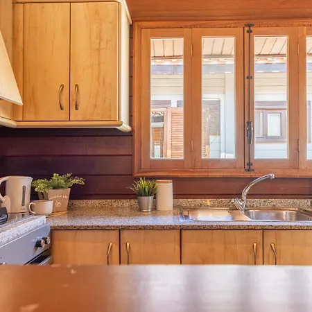 Domek alpejski Tropical 2 By Interhome